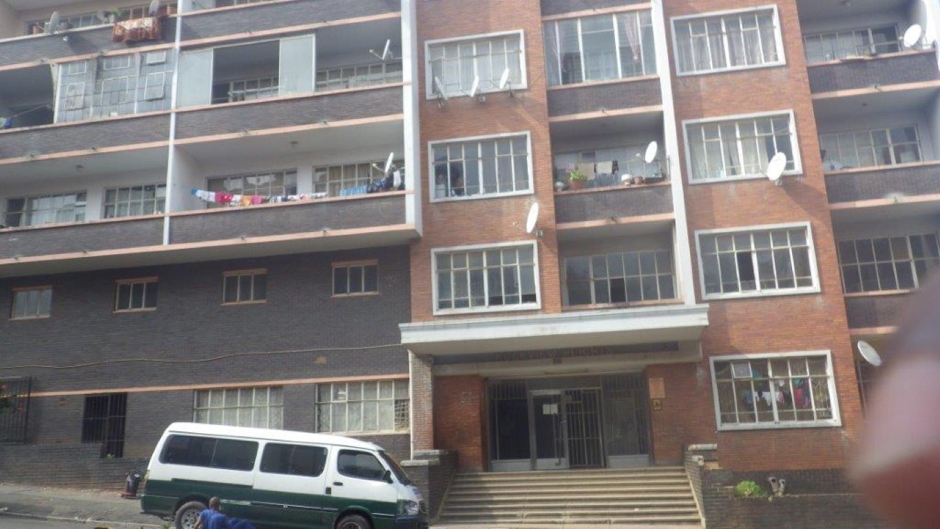 Property #114H_2, Flat rental monthly in Yeoville
